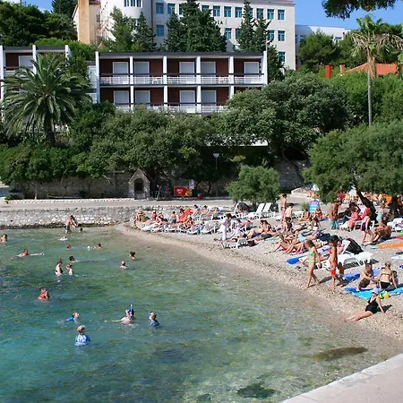 By The Sea Hvar 14012 Konukevi 3*